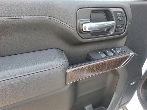 Used 2022 GMC Sierra 2500 Denali image 12