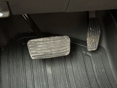 Used 2026 GMC Sierra 1500 Elevation image 44