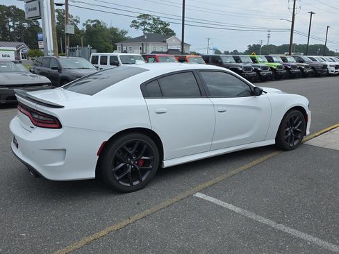 Used 2022 Dodge Charger GT w/ Plus Group RWD image 4