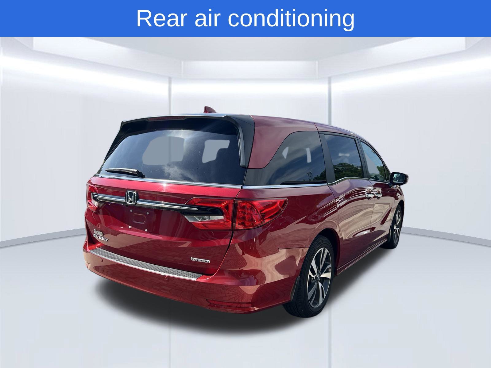 Used 2024 Honda Odyssey Touring image 5