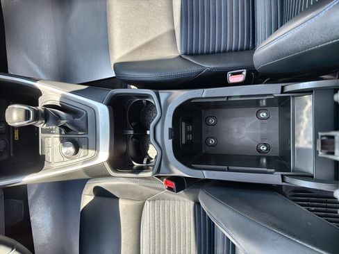 Used 2023 Toyota RAV4 XSE AWD/4WD image 33