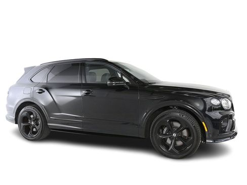 Used 2022 Bentley Bentayga AWD/4WD image 14
