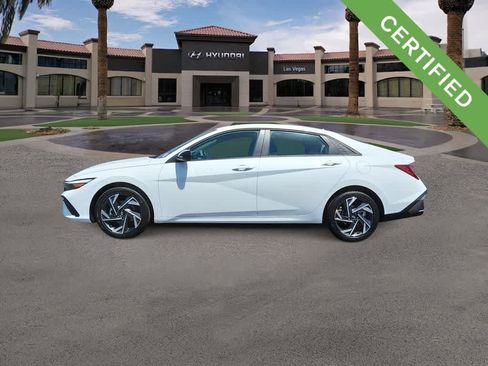 Used 2025 Hyundai Elantra Sport FWD image 5
