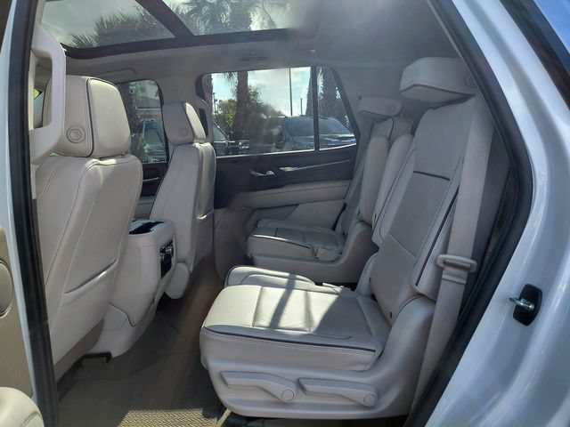 Used 2023 GMC Yukon Denali RWD image 17