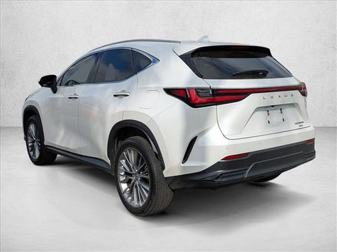 Used 2022 Lexus NX 350h AWD image 7