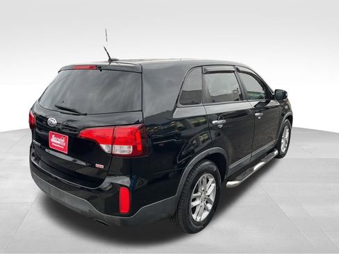 Used 2015 Kia Sorento LX image 22