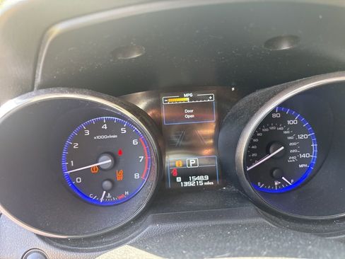 Used 2017 Subaru Outback 2.5i Limited image 14