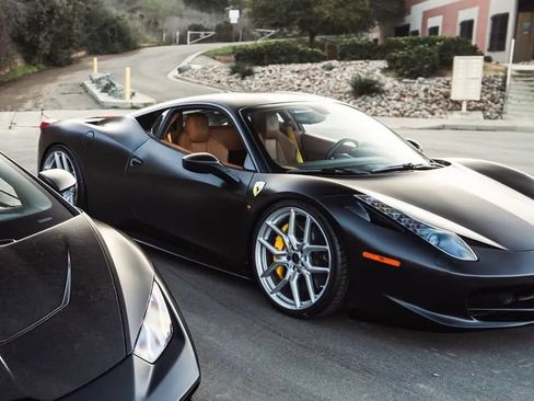 Used 2010 Ferrari 458 Italia Coupe RWD image 4