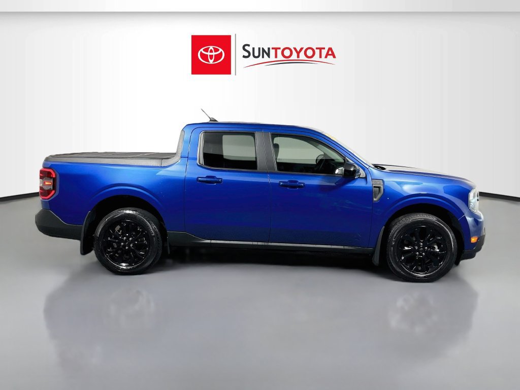 Used 2024 Ford Maverick Lariat w/ Black Appearance Package FWD image 2
