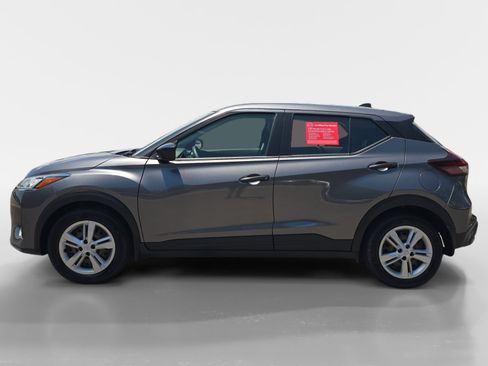 Used 2024 Nissan Kicks S FWD image 2
