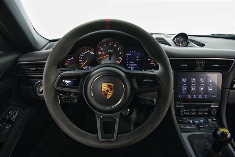 Used 2018 Porsche 911 GT3 RWD image 25