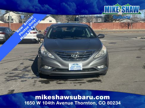 Used 2013 Hyundai Sonata SE w/ Navigation & Sunroof Pkg image 17