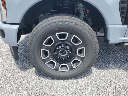 New 2026 Ford F250 Platinum image 6