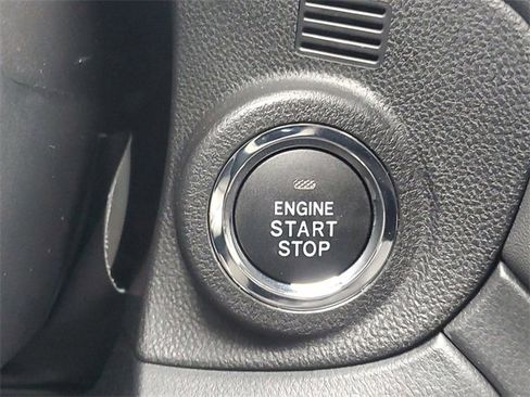 Certified 2025 Subaru Outback Limited image 26