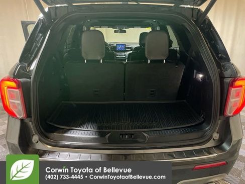 Used 2020 Ford Explorer Limited image 17