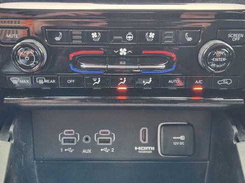 Used 2023 Jeep Grand Cherokee Trailhawk AWD/4WD image 20