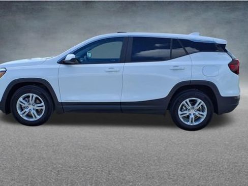 Used 2023 GMC Terrain SLE FWD image 5