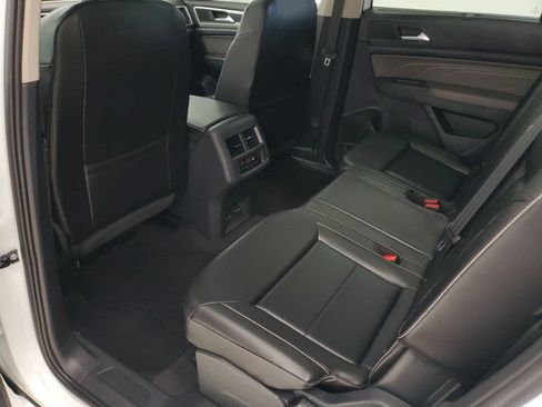 Used 2023 Volkswagen Atlas SEL R-Line AWD/4WD image 23