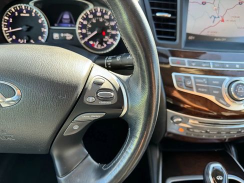 Used 2017 INFINITI QX60 Luxe w/ Deluxe Technology Package image 30