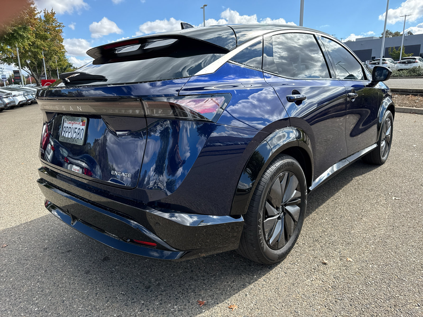 Used 2024 Nissan Ariya FWD image 8