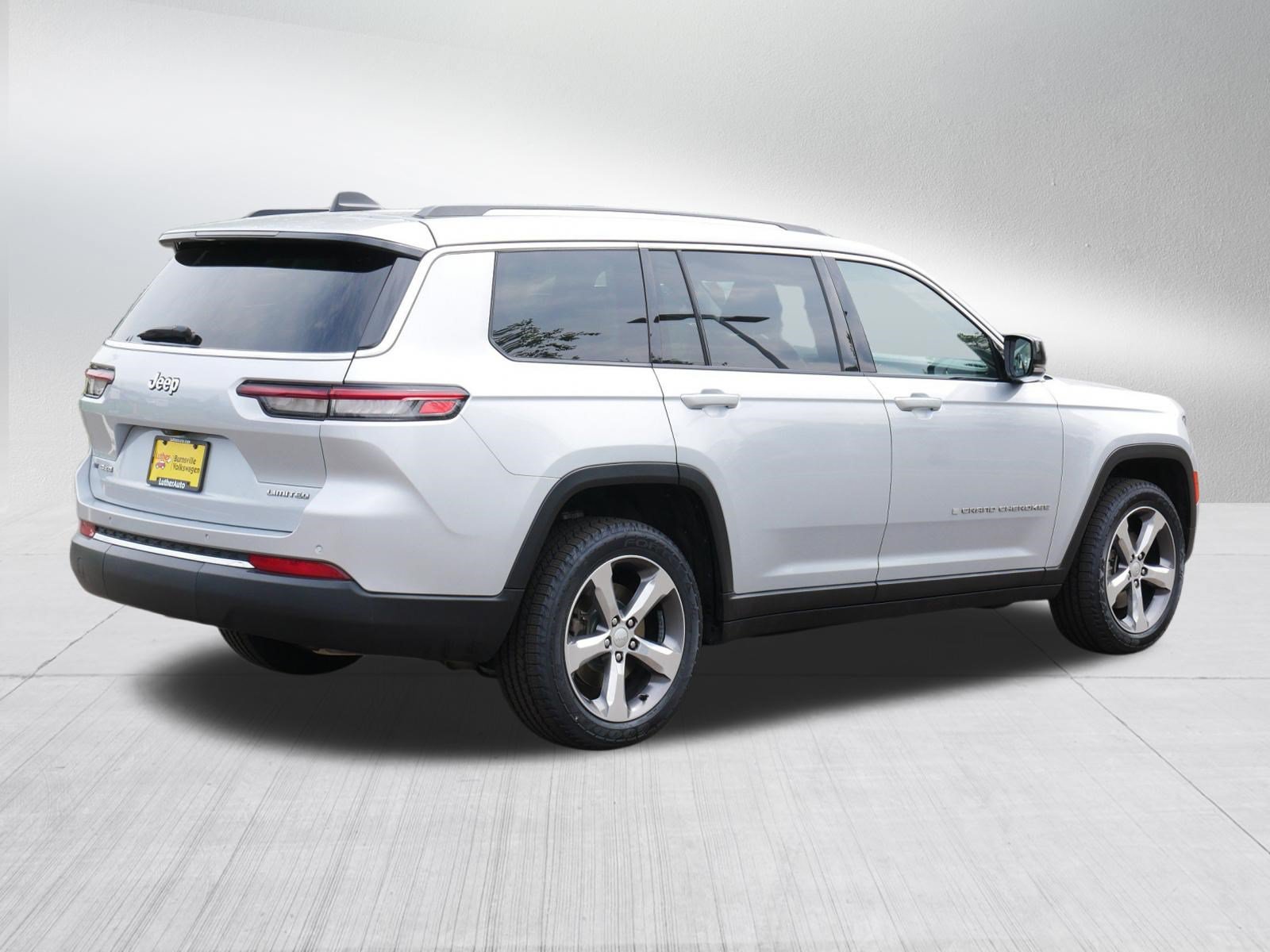 Used 2021 Jeep Grand Cherokee L Limited AWD/4WD image 7