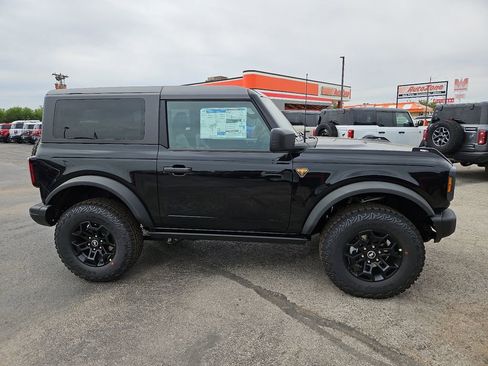 New 2026 Ford Bronco Badlands image 14