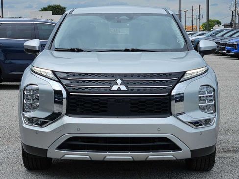 Used 2024 Mitsubishi Outlander SE FWD image 9