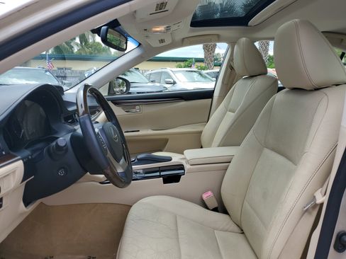 Used 2013 Lexus ES 350 4dr Sdn image 11