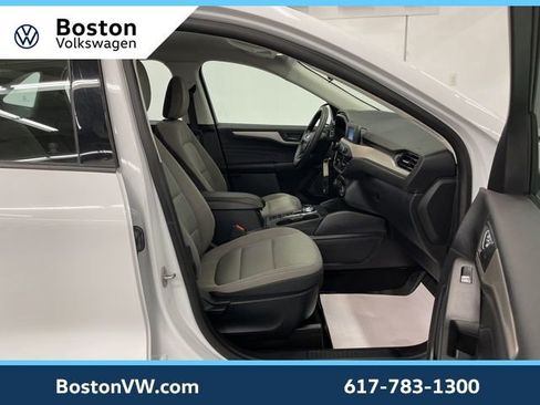 Used 2021 Ford Escape S image 11