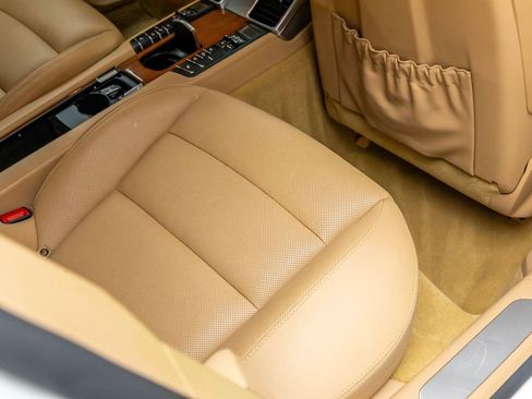 Used 2015 Porsche Panamera S w/ Premium Package Plus image 40