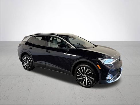 Certified 2023 Volkswagen ID.4 Pro S Plus AWD/4WD image 4