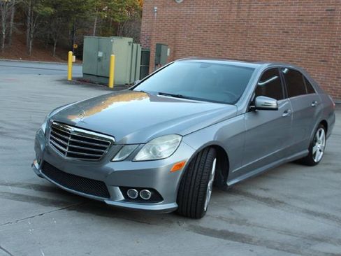 Used 2010 Mercedes-Benz E 350 E350 image 2