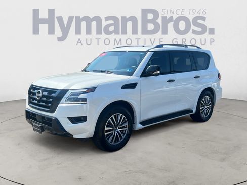 Certified 2023 Nissan Armada SL AWD/4WD image 8