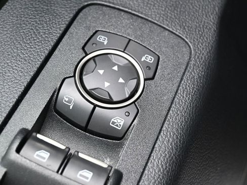 Used 2018 Ford F150 Raptor w/ Equipment Group 802A Luxury image 13