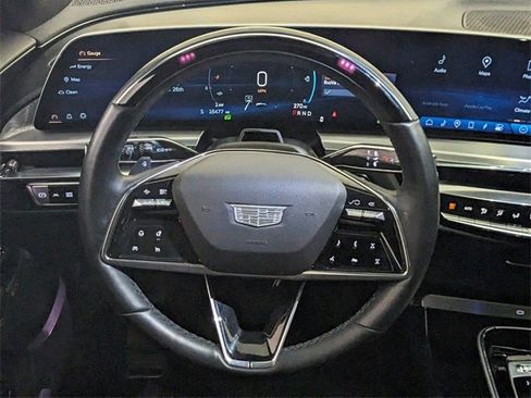 Used 2023 Cadillac Lyriq 2WD image 8