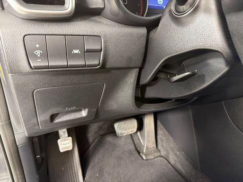 Used 2021 Kia Sportage LX image 14