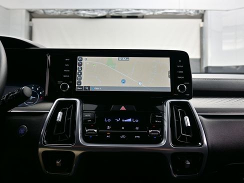 Used 2023 Kia Sorento SX image 22