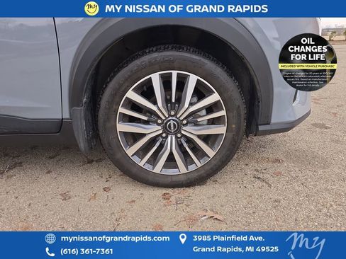 Used 2024 Nissan Kicks SV image 33