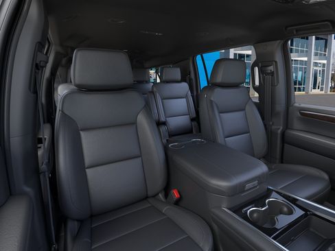 New 2026 Chevrolet Suburban LT AWD/4WD image 16