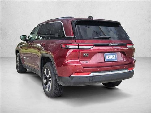 Used 2023 Jeep Grand Cherokee 4WD 4xe image 7