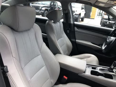 Used 2018 Honda Accord EX-L image 38