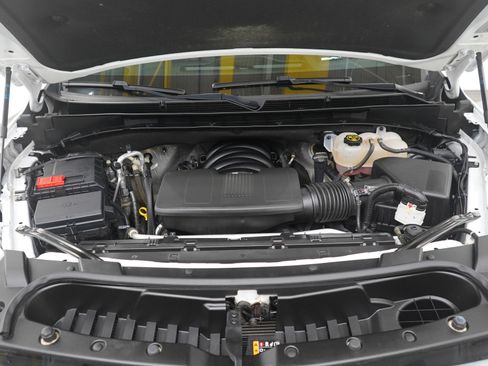 Used 2024 GMC Yukon XL AT4 w/ Technology Package image 33