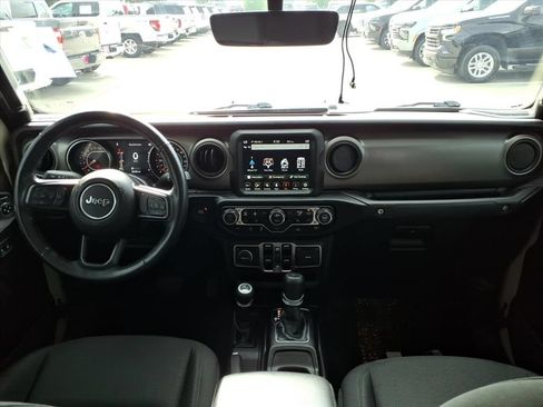 Used 2022 Jeep Gladiator Sport AWD/4WD image 14