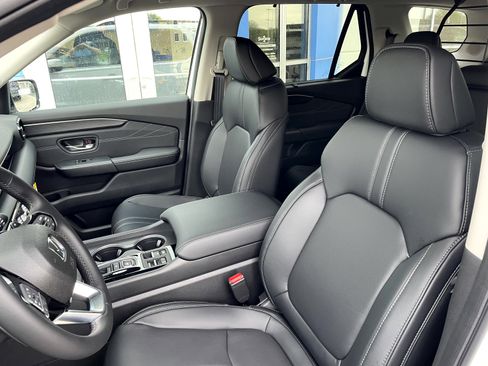 New 2026 Honda Pilot image 8