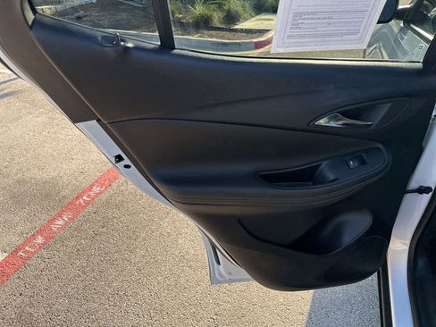 Used 2024 Buick Encore GX Preferred w/ Comfort Package image 17