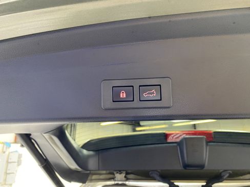 Used 2024 Subaru Ascent Touring w/ Popular Package #2 image 33