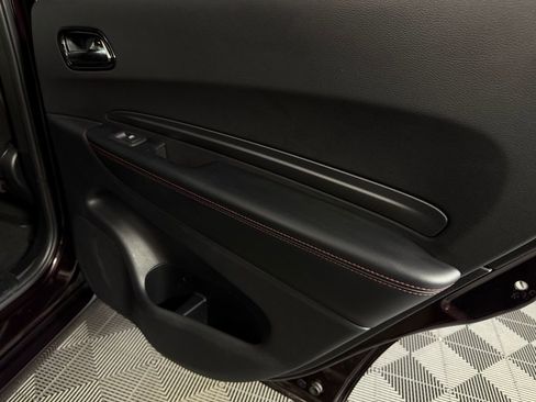 Used 2025 Dodge Durango GT image 31