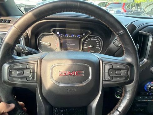Used 2020 GMC Sierra 1500 AT4 w/ AT4 Premium Package AWD/4WD image 12