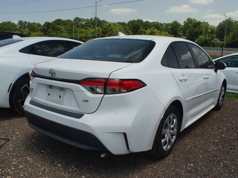 Used 2023 Toyota Corolla LE FWD image 4