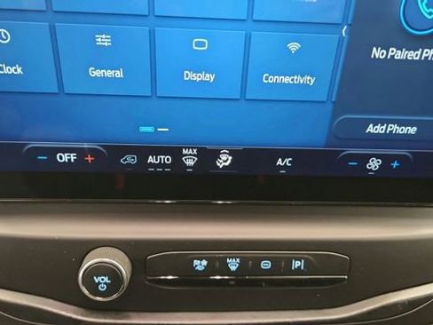 New 2026 Ford Transit 250 148 Medium Roof w/ Load Area Protection Package image 15